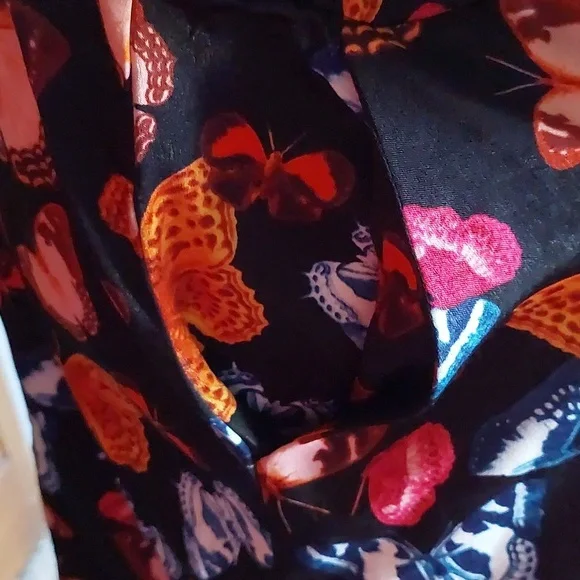 NWT Torrid Black Midi Brushed Charmeuse Butterfly Wrap Dress Sz 2X - Picture 11 of 16